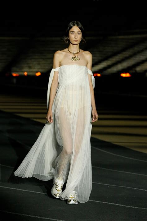 akropolh dior|The Dior Cruise 2022 collection at the Acropolis .